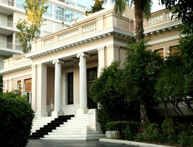 Αλλαγές στον εκλογικό νόμο σκέφτεται να φέρει η κυβέρνηση